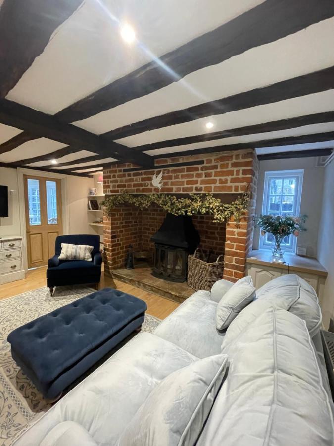 Historic Cambridgeshire Cottage Godmanchester 外观 照片